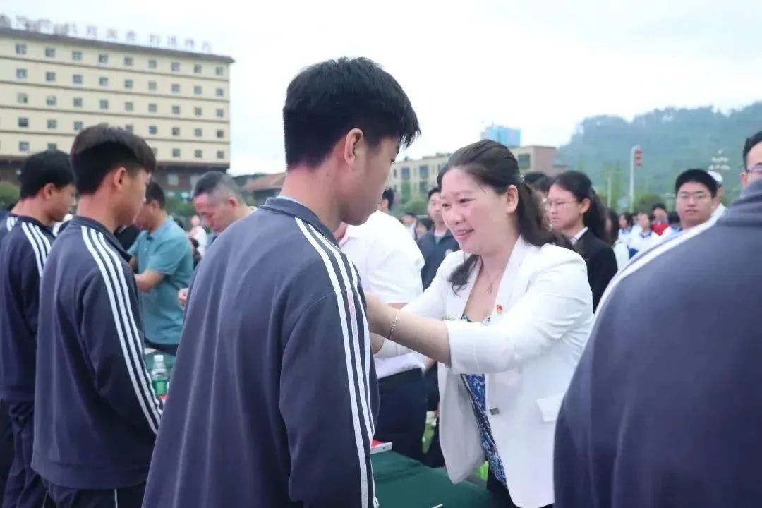 “学习二十大·永远跟党走·奋进新征程”市级主题示范活动在沿河举行